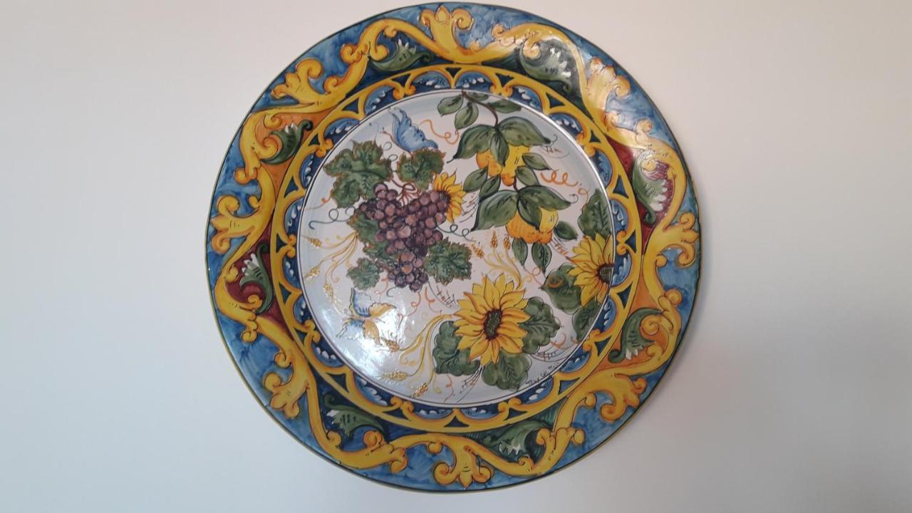 B&B Maia House Santo Stefano di Camastra Luaran gambar